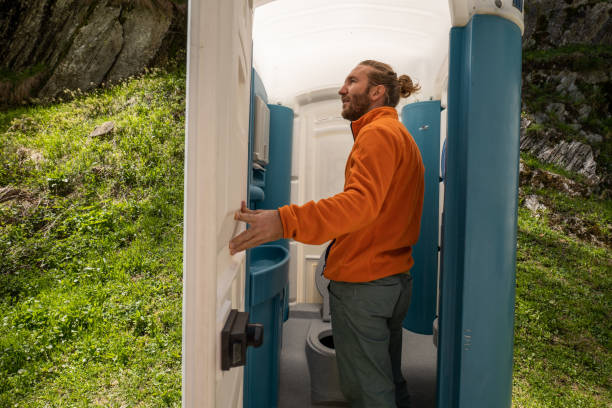 Best Handicap porta potty rental  in Broadview, IL